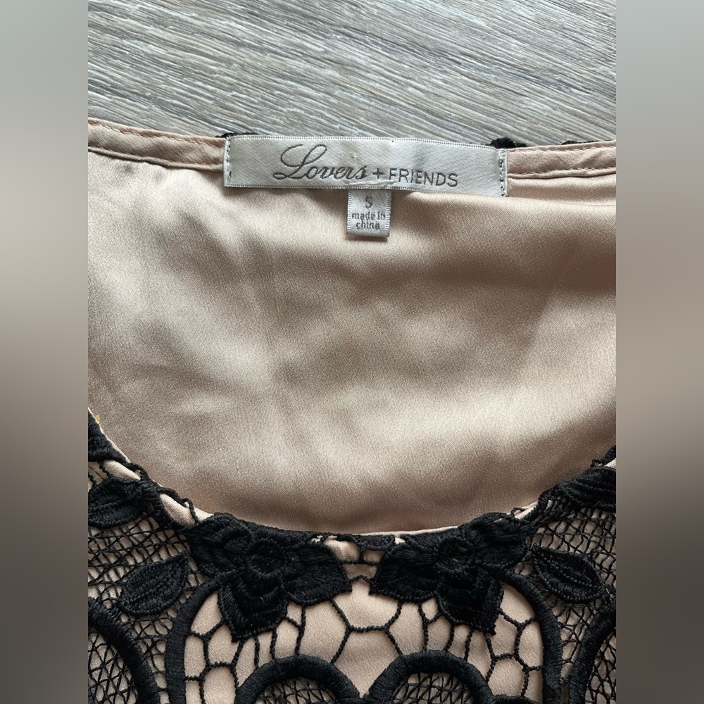 Lovers+friends lace crop top, no tags attached, perfect condition! - Picture 4 of 4